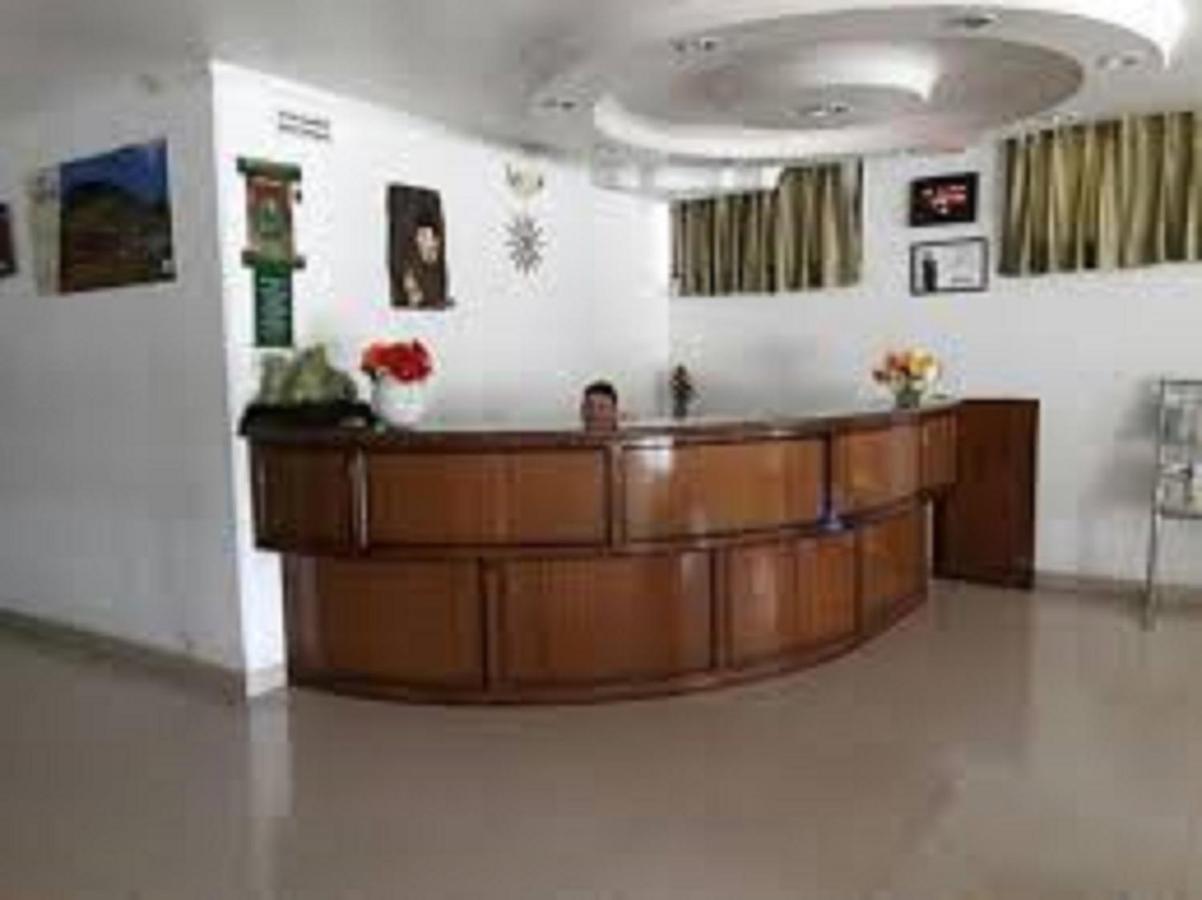 ホテル Polo Regency Sundarnagar エクステリア 写真